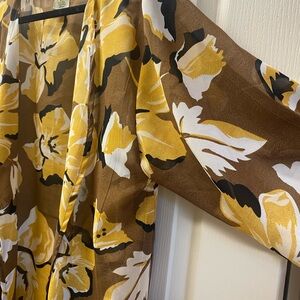 Light weight summer duster